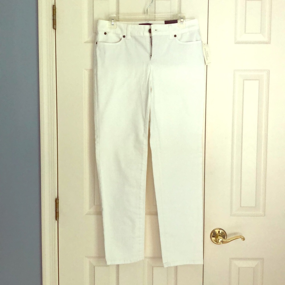 Talbots white jeans signature fit, ankle length